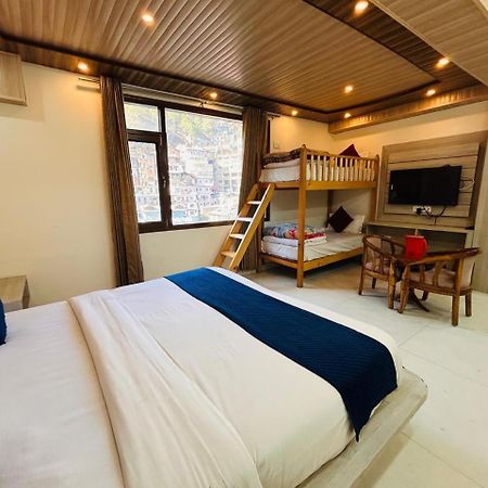 Yog Maya Regency B&B Shimla Exterior foto