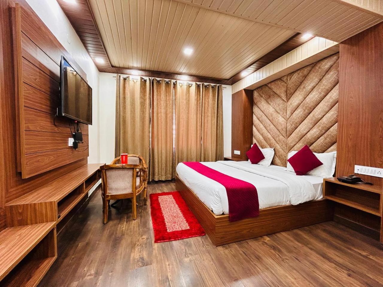 Yog Maya Regency B&B Shimla Exterior foto